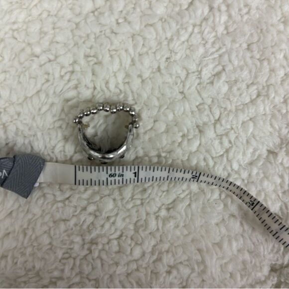 Chocolate Caramel Three Rhinestones Wavy Silver Tone Expandable Ring - Picture 13 of 14